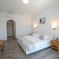 Double or Twin Room with Side Sea View