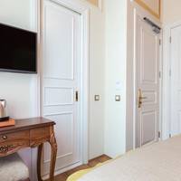 Connecting Family Room