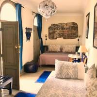 Majorelle Triple Room