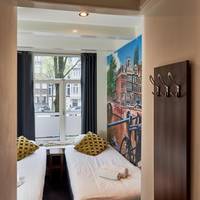 Basic Double or Twin Room with Shared Bathroom