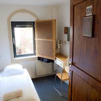 Single ensuite