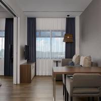 Suite, 1 Bedroom 2 room Suite, 1 King
