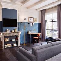 Roomy with canal view