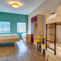 5-Bed Room