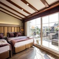 Prestige Suite with Terrace and Jacuzzi