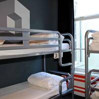 Bed in 6-Bed Mixed Dormitory Room
