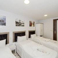 Triple Room with Shared Toilet