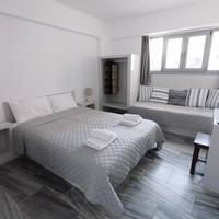 Deluxe Studio