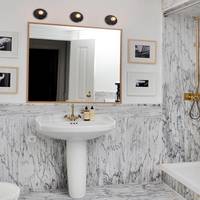Exclusive Suite