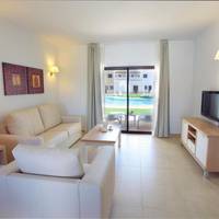 Two-Bedroom Family Apartment (6 Adults)