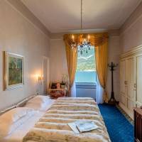 Classic Double Room with Lake view