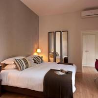 Double Room with Pool and Garden View