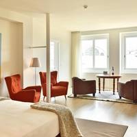 Double Room with City View II