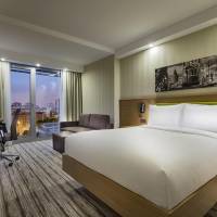 Queen Room with Sofa Bed - Non-Smoking