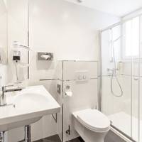 Deluxe Queen Room with Sea View