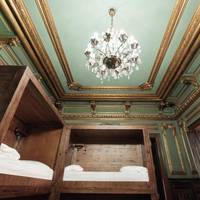 Bed in 8-Bed Mixed Dormitory Room Ensuite	