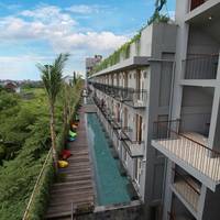 Deluxe Room Balcony with Pool View