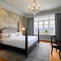 Straits Suite