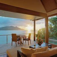 Sunset Pool Suite