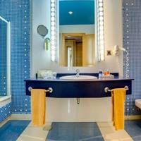 Double Room (3 Adults)