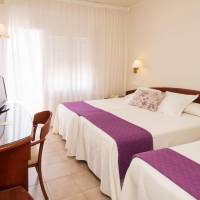 Double or Twin Room (2 Adults + 1 Child)