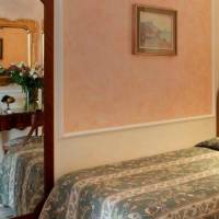 Single Room - Mountain Side