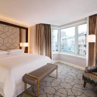 Executive Suite, Club lounge access, 1 King, City view