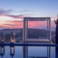Honeymoon Suite Sea View with Jetted Tub