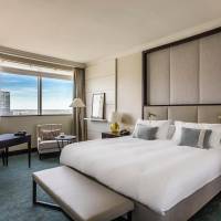 1 King Classic Lounge Access - High Floor