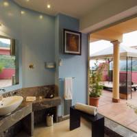 Suite with Terrace and Sea View