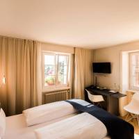 Double Room with Queen Size Bed