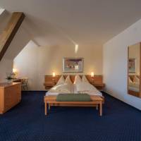 Junior Suite with Lake View