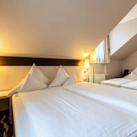 Business Quadruple Room