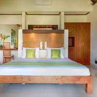 Garden Bungalow