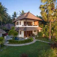 Beachfront Room with Pool