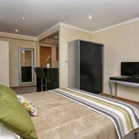 Studio (2 Adults)