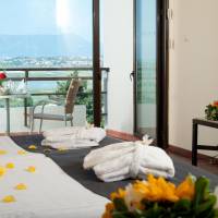 Superior Twin Room with Lake View