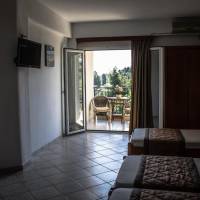 Triple Room with Balcony