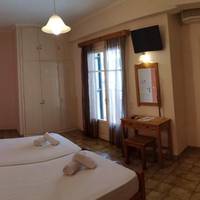 Studio (2 Adults)