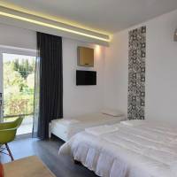 Triple Room with Balcony