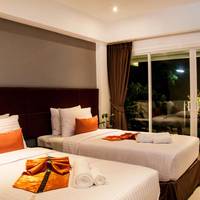 Deluxe Twin Room with Pool View