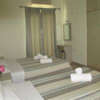 Studio (3 Adults)