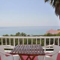 Triple Room with Sea View