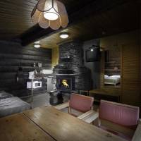 Log Cottage with Sauna
