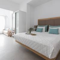 Superior Double Room Pool Front