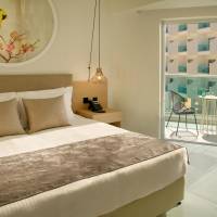 Superior Double or Twin Room with Side Sea View