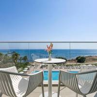 Deluxe Room with Sea View