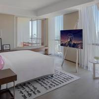 Paramount Suite