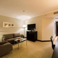 Deluxe King Suite - Non-Smoking