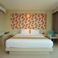 Deluxe Double Room with Pool Access